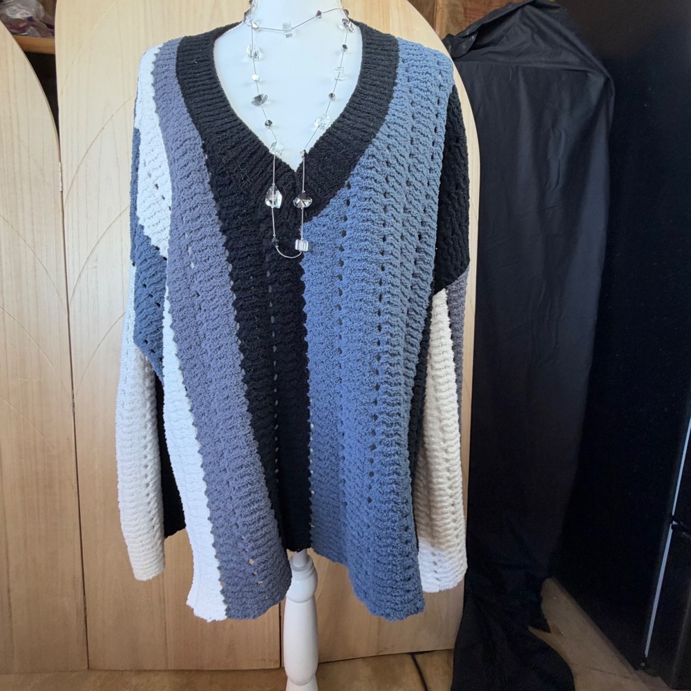 POL Chenille Stripe Oversized V-Neck Sweater M Blue Black Whimsigoth Grunge Soft